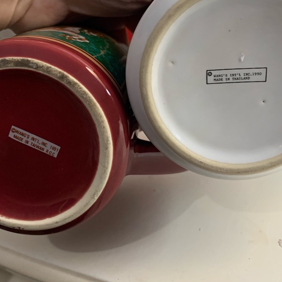 Set of 2 vintage carousel mugs - Picture 3 of 3